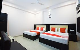 Oyo Hotel Ganga Inn