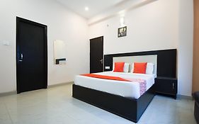 Oyo Hotel Ganga Inn